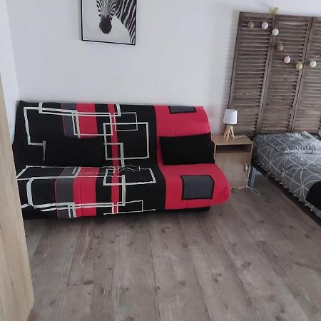 Suite 3 Pieces Chambre+Cuisine+Sdb Centre Ville Privas Buitenkant foto