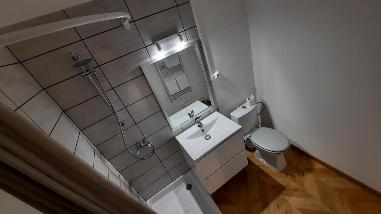 Suite 3 Pieces Chambre+Cuisine+Sdb Centre Ville Privas Buitenkant foto