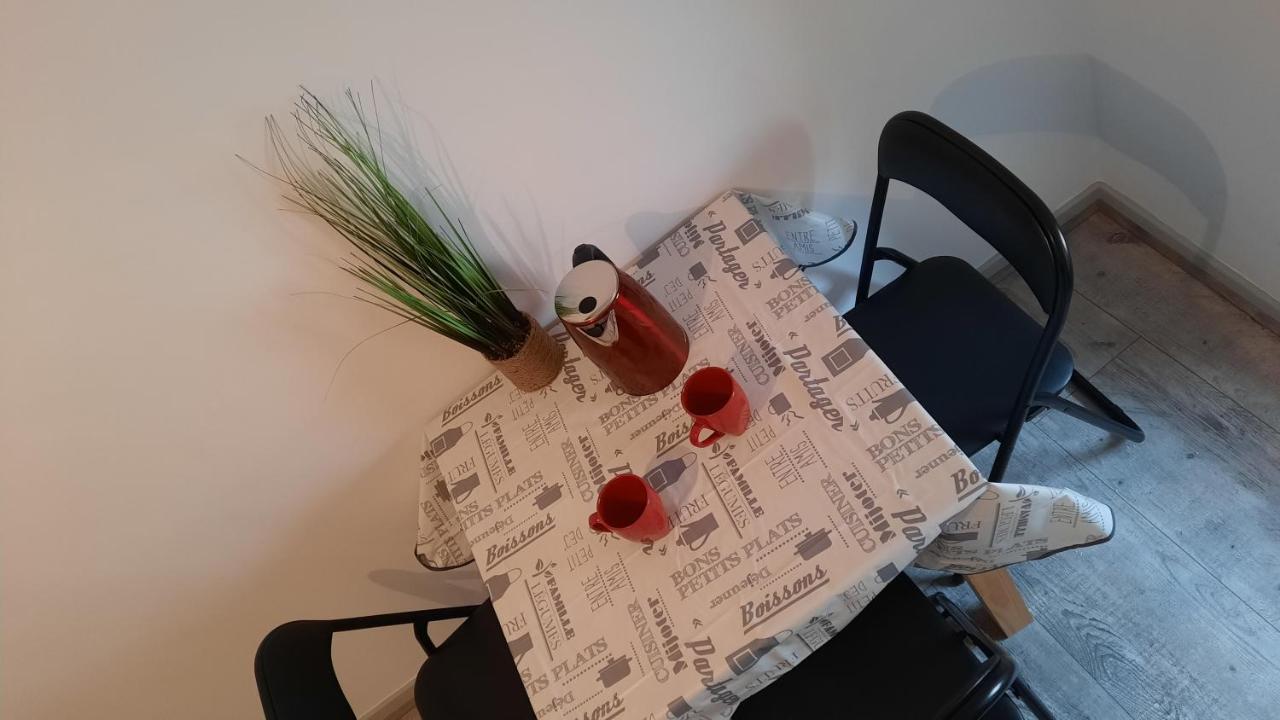Suite 3 Pieces Chambre+Cuisine+Sdb Centre Ville Privas Buitenkant foto